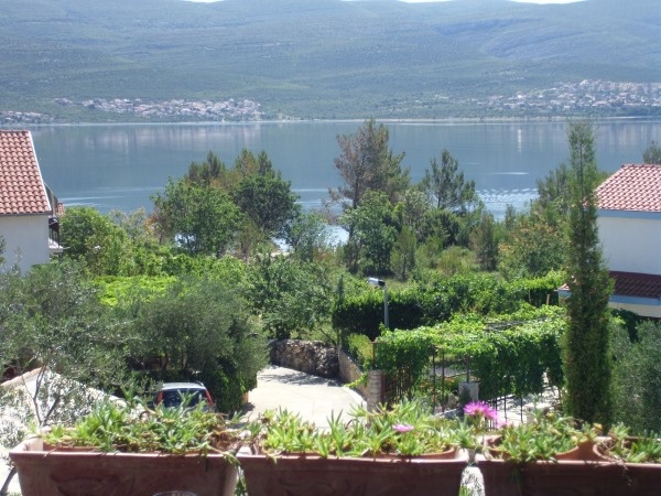 Sea view and proximity to the beach