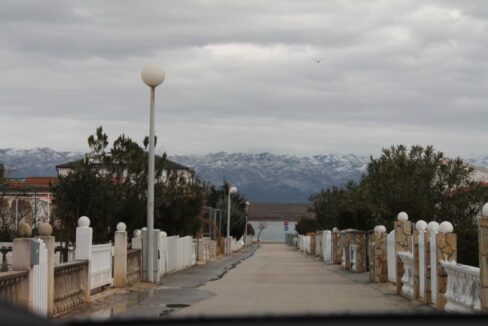 Way to the beach