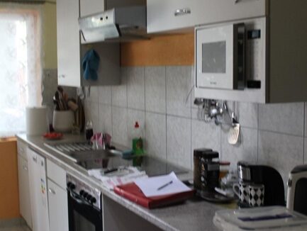 ...Kitchen